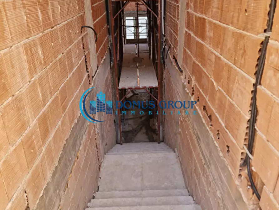 Immagine 55 di Villa in vendita  in Via Beinasco a Roma