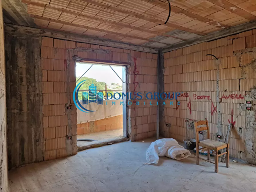 Immagine 61 di Villa in vendita  in Via Beinasco a Roma