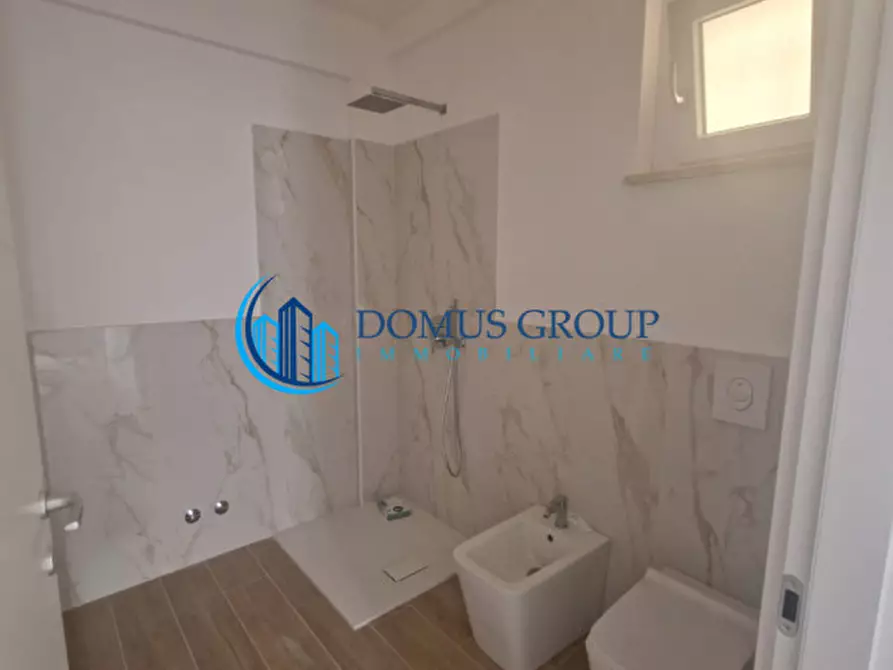 Immagine 64 di Villa in vendita  in Via Beinasco a Roma