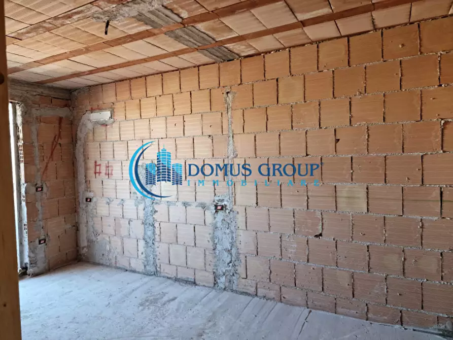 Immagine 81 di Villa in vendita  in Via Beinasco a Roma