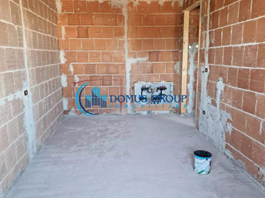 Immagine 83 di Villa in vendita  in Via Beinasco a Roma