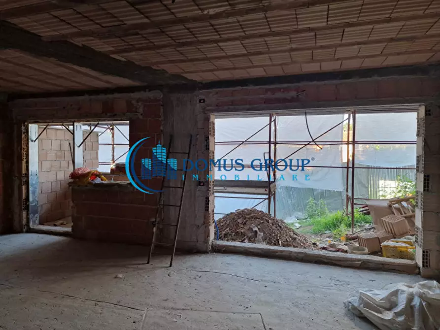 Immagine 94 di Villa in vendita  in Via Beinasco a Roma