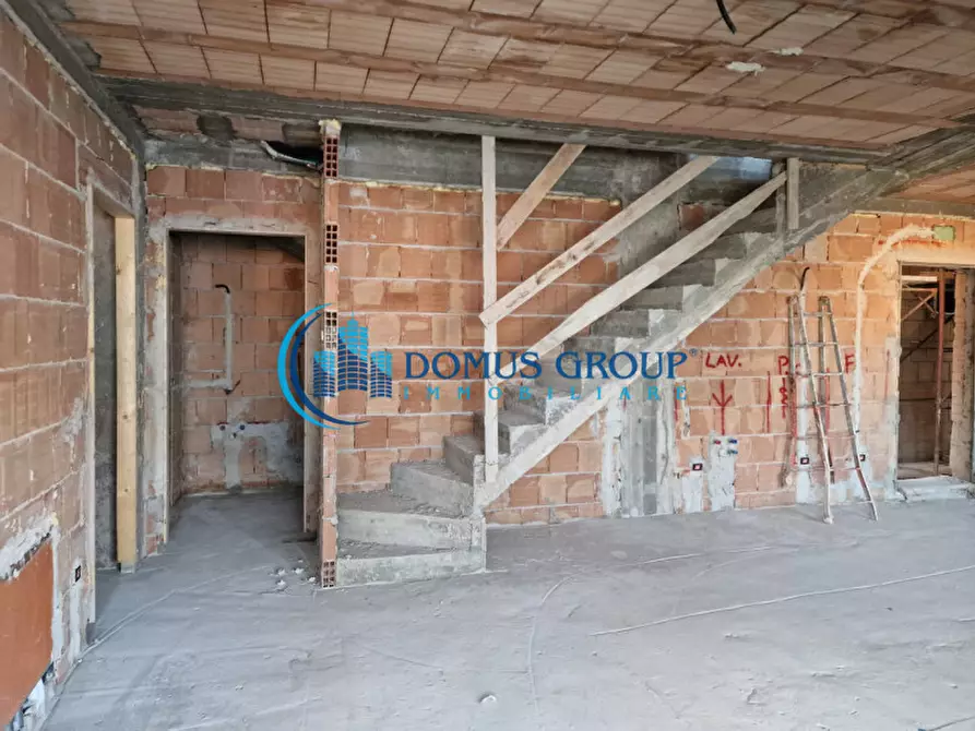 Immagine 96 di Villa in vendita  in Via Beinasco a Roma