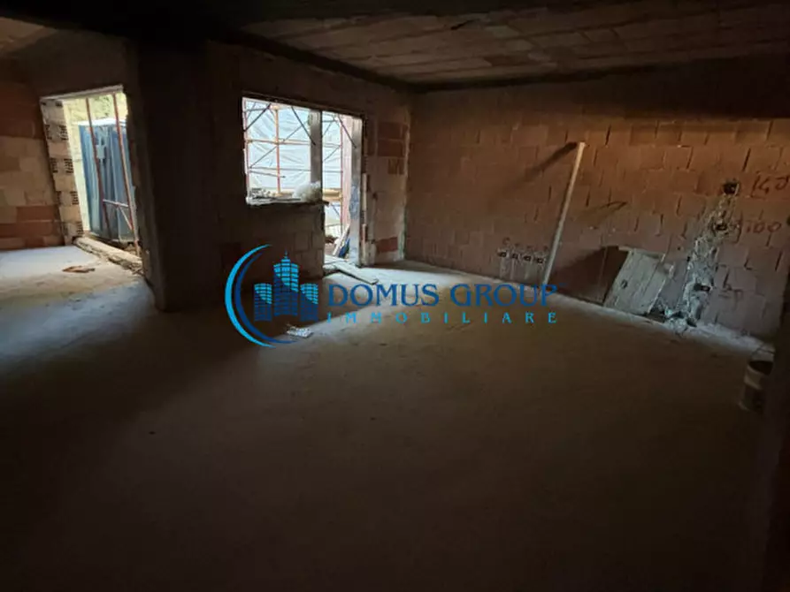 Immagine 114 di Villa in vendita  in Via Beinasco a Roma