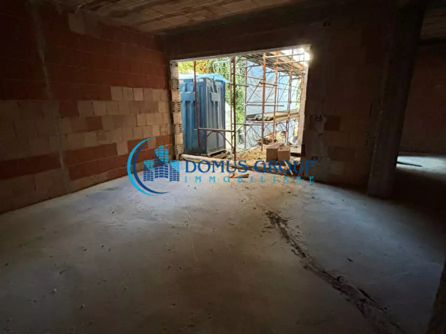 Immagine 115 di Villa in vendita  in Via Beinasco a Roma