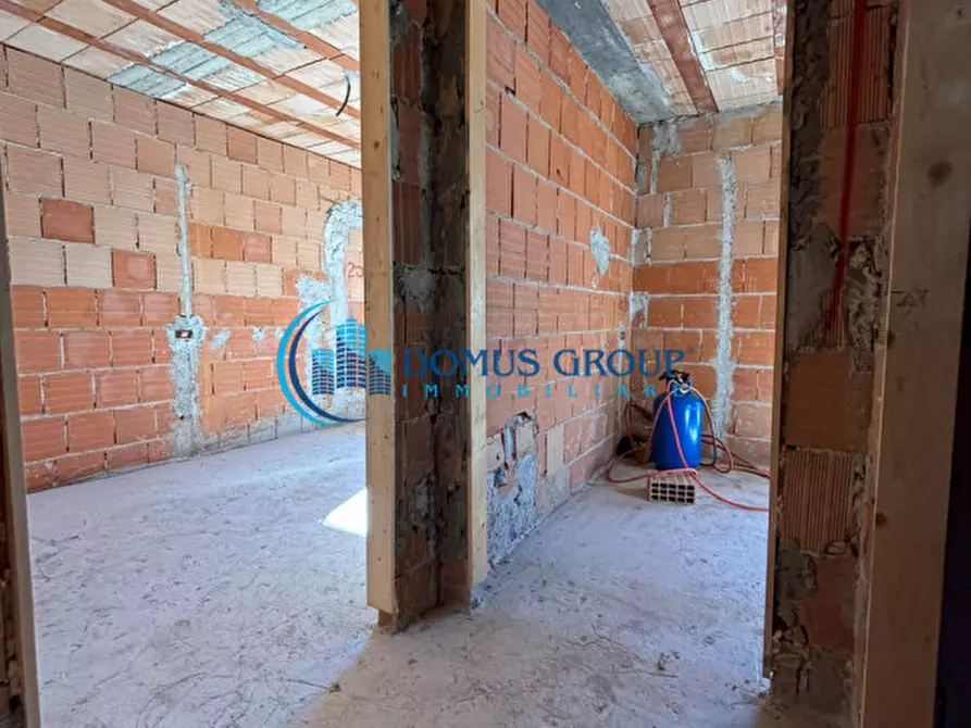 Immagine 117 di Villa in vendita  in Via Beinasco a Roma