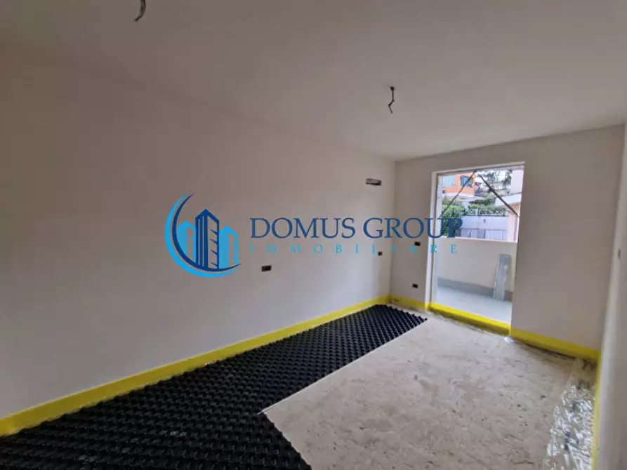 Immagine 29 di Villa in vendita  in Via Beinasco a Roma