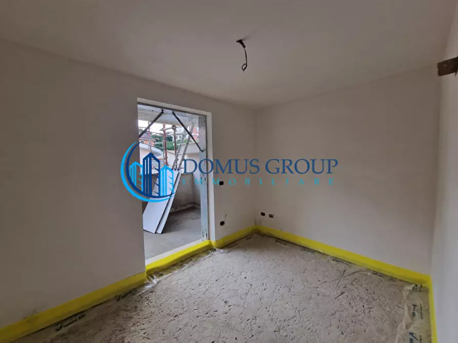 Immagine 30 di Villa in vendita  in Via Beinasco a Roma