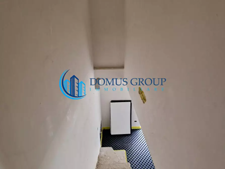 Immagine 38 di Villa in vendita  in Via Beinasco a Roma