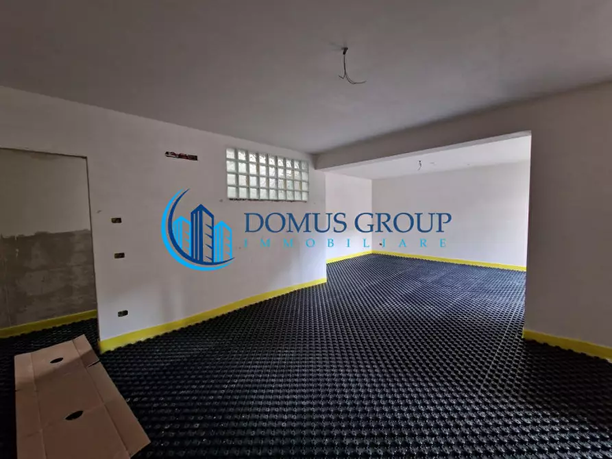 Immagine 46 di Villa in vendita  in Via Beinasco a Roma