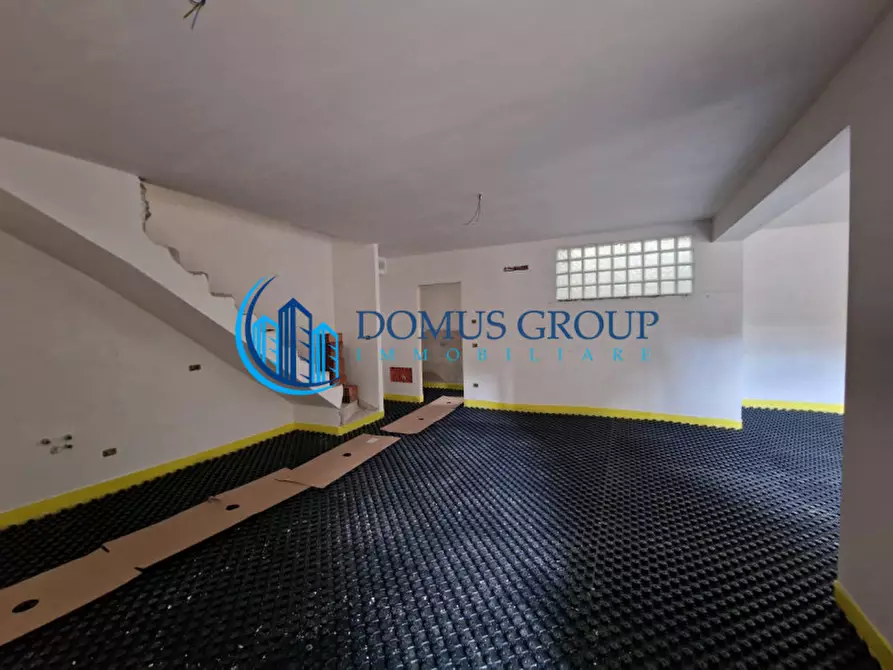 Immagine 47 di Villa in vendita  in Via Beinasco a Roma