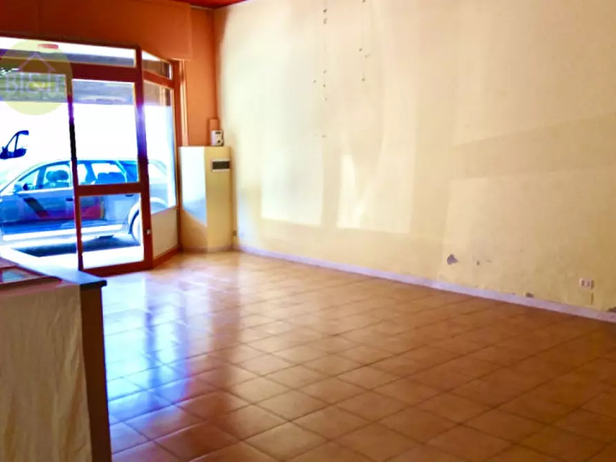 Immagine 4 di Negozio in vendita  in via san pietro nuovo a Legnago