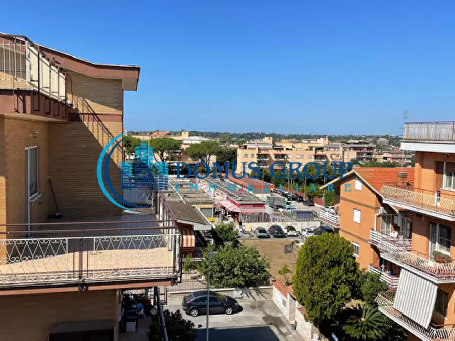 Immagine 31 di Appartamento in vendita  in Via Salussola a Roma