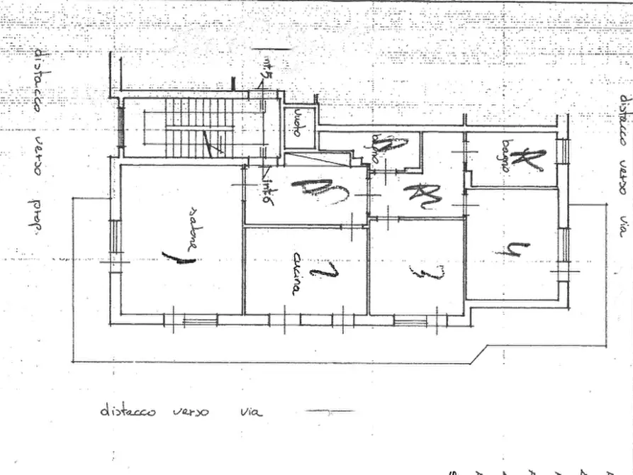 Immagine 48 di Appartamento in vendita  in Via Salussola a Roma