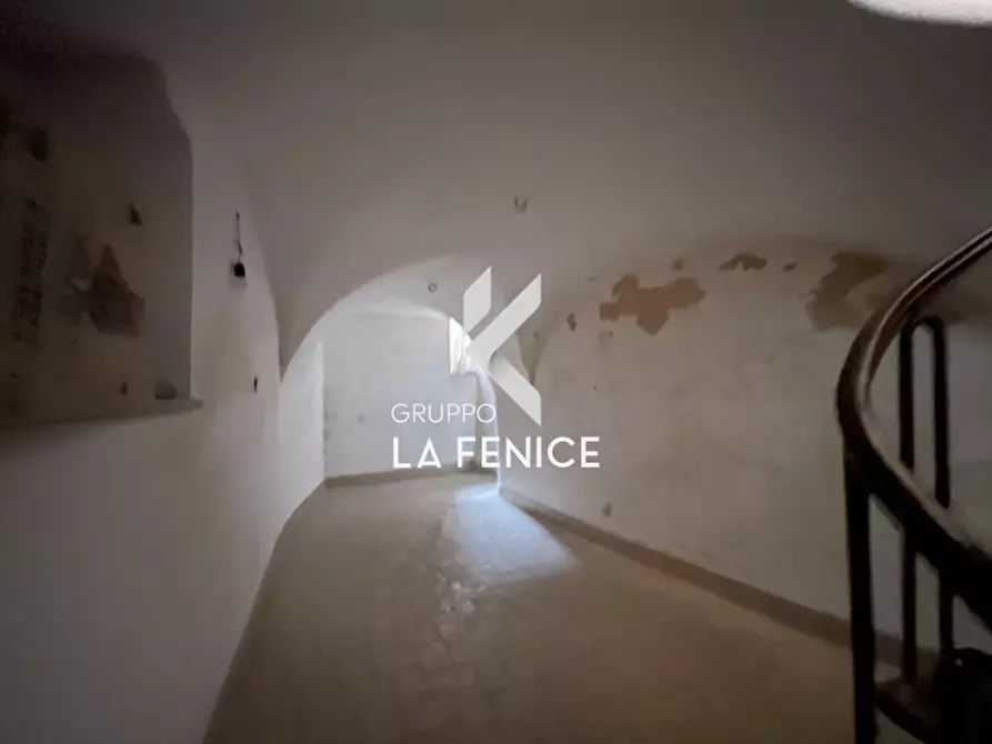 Immagine 14 di Attività commerciale in vendita  a Cisternino