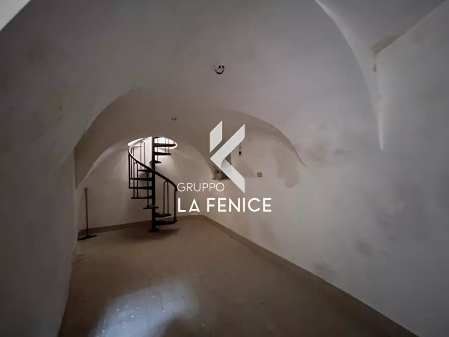 Immagine 16 di Attività commerciale in vendita  a Cisternino