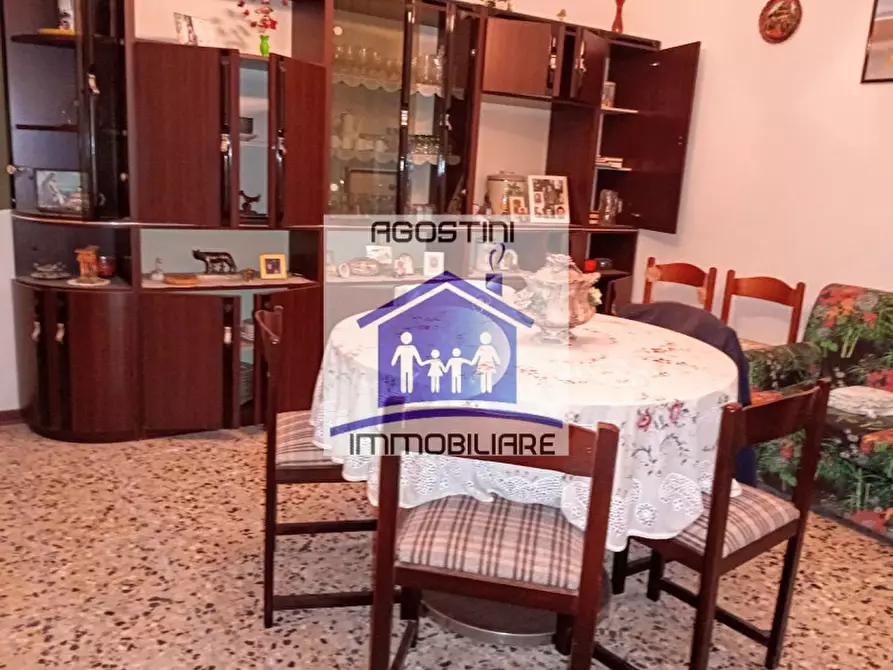 Immagine 4 di Casa indipendente in vendita  a Valle Castellana