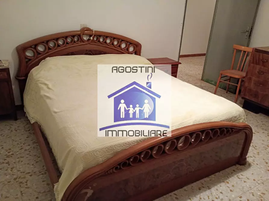 Immagine 18 di Casa indipendente in vendita  a Valle Castellana