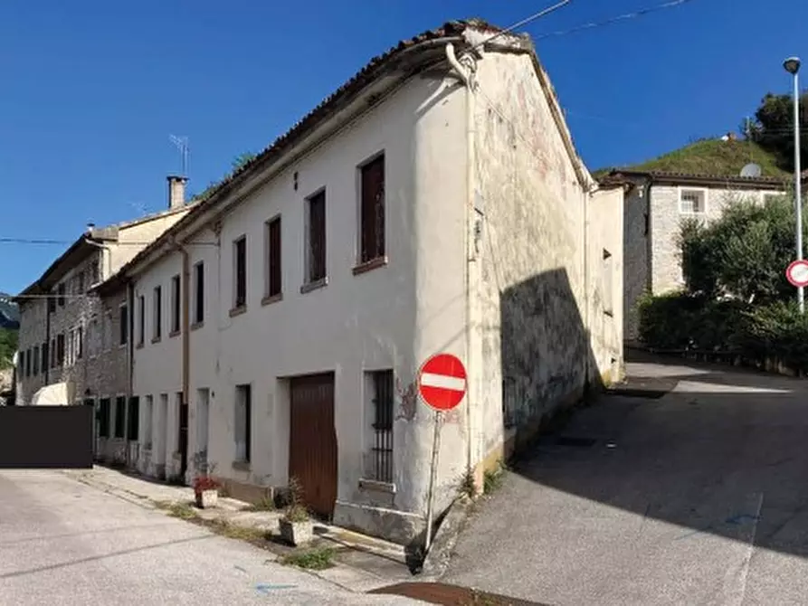 Immagine 1 di Casa indipendente in vendita  in Viale Italia a Segusino