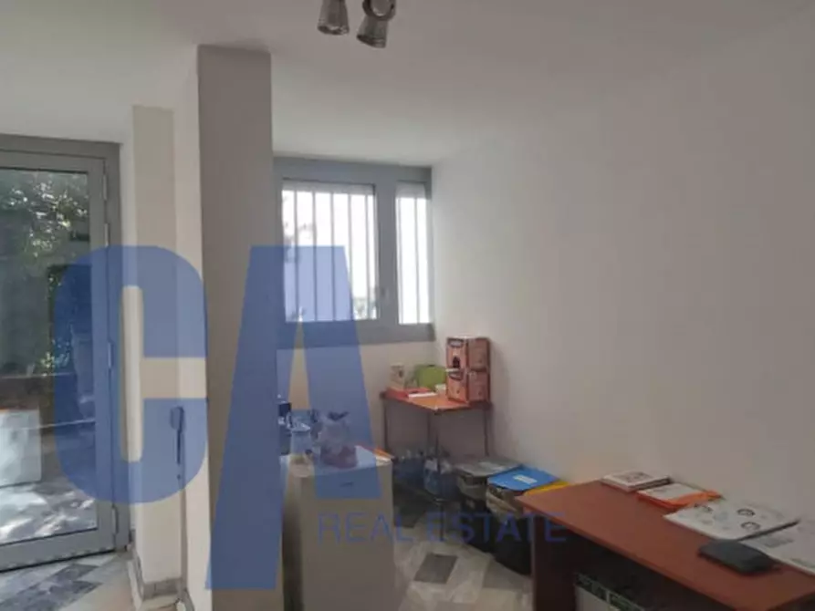 Immagine 8 di Ufficio in affitto  in PIAZZA CARBONARI a Milano