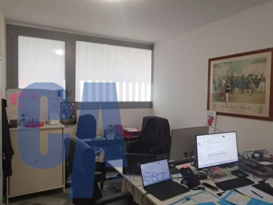 Immagine 12 di Ufficio in affitto  in PIAZZA CARBONARI a Milano