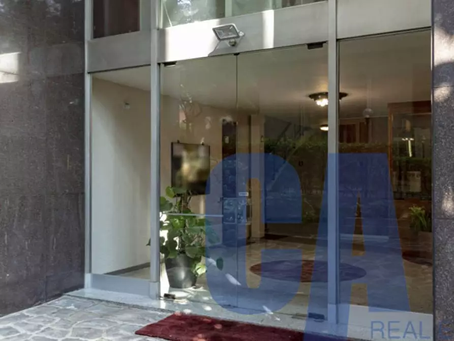 Immagine 19 di Ufficio in affitto  in PIAZZA CARBONARI a Milano