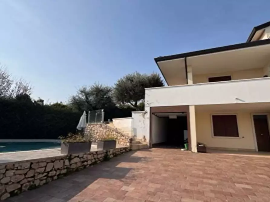 Immagine 4 di Villa in vendita  in VIA MONTE BALDO 10 a Lavagno