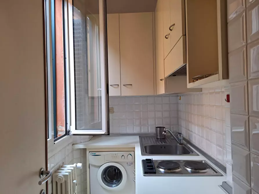 Immagine 3 di Appartamento in affitto  in via pescherie vecchie a Bologna