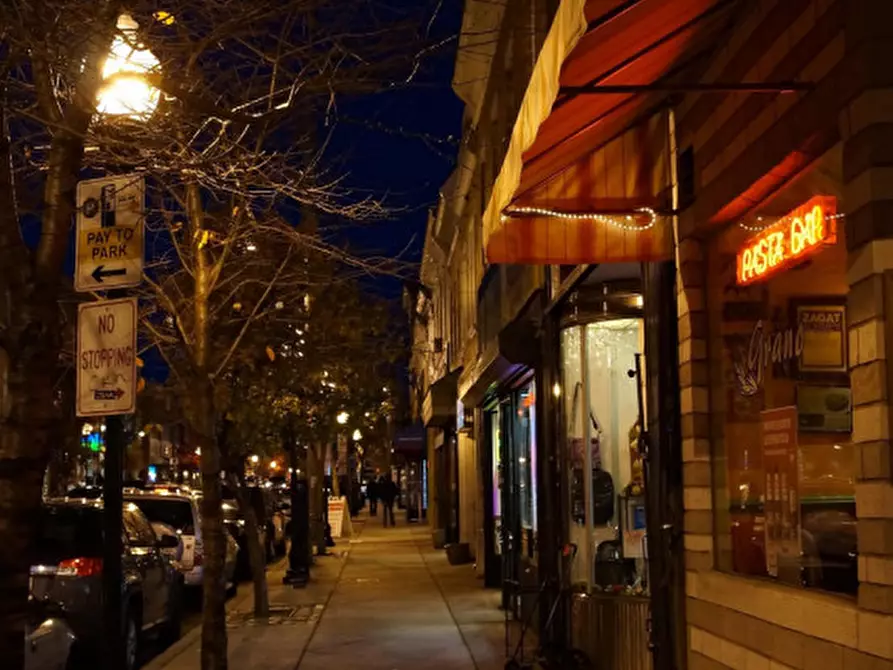 Immagine 4 di Negozio in vendita  in Via Euganea Bresseo a Teolo