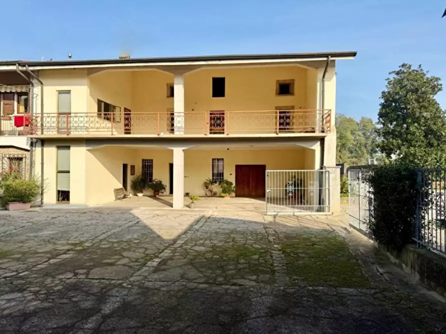 Immagine 3 di Casa indipendente in vendita  in Via Cassetta a Lonato del Garda