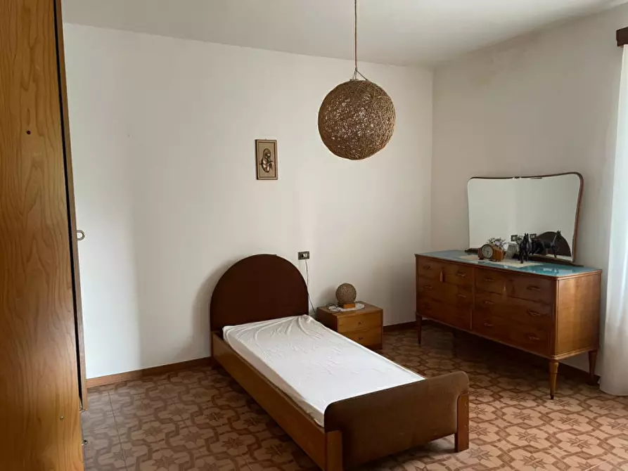 Immagine 12 di Casa indipendente in vendita  in Via Cassetta a Lonato del Garda