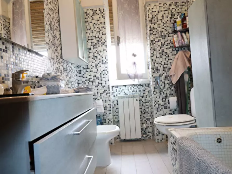 Immagine 12 di Appartamento in vendita  in Piazza della Repubblica a Montevarchi