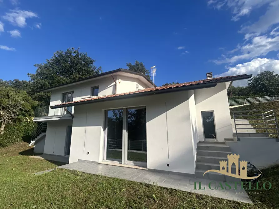 Immagine 3 di Villa in vendita  in via del carrato a Magione