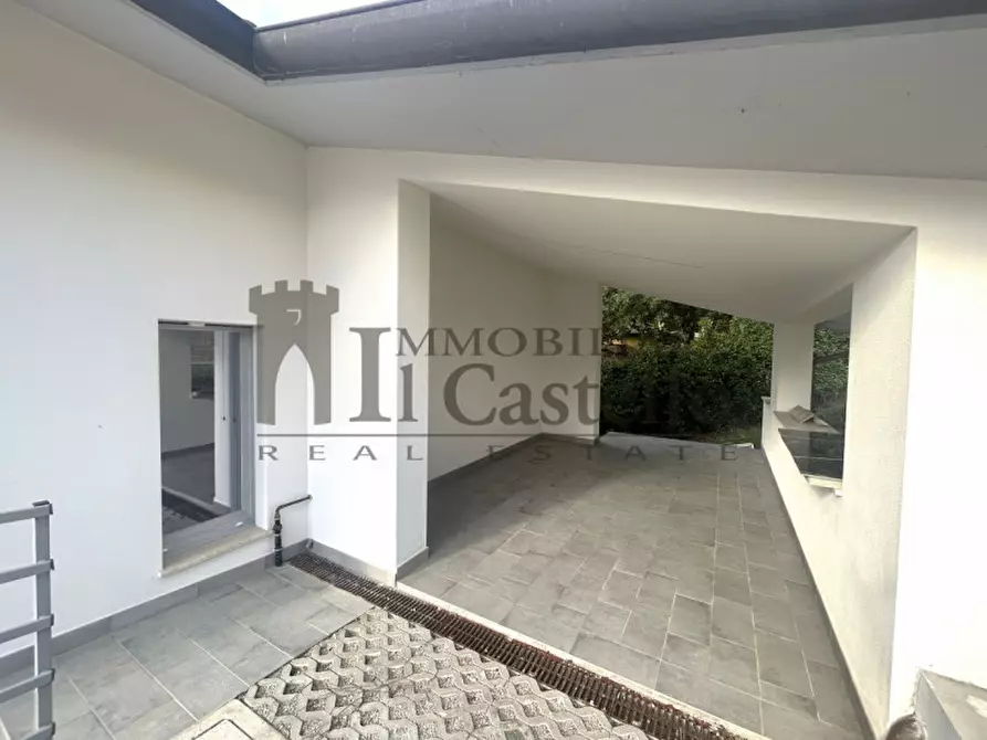 Immagine 5 di Villa in vendita  in via del carrato a Magione