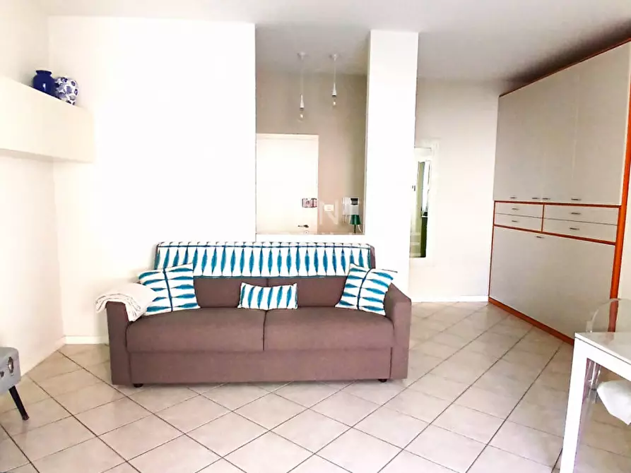 Immagine 2 di Appartamento in affitto  in viale D'Annunzio a Riccione