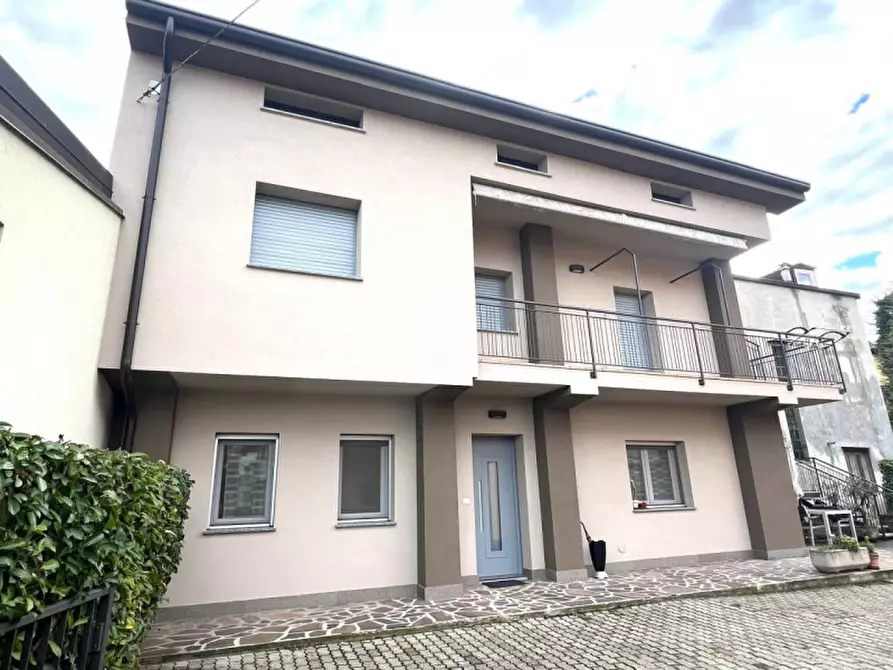 Immagine 9 di Appartamento in vendita  in Corso Italia 104 a Osio Sotto