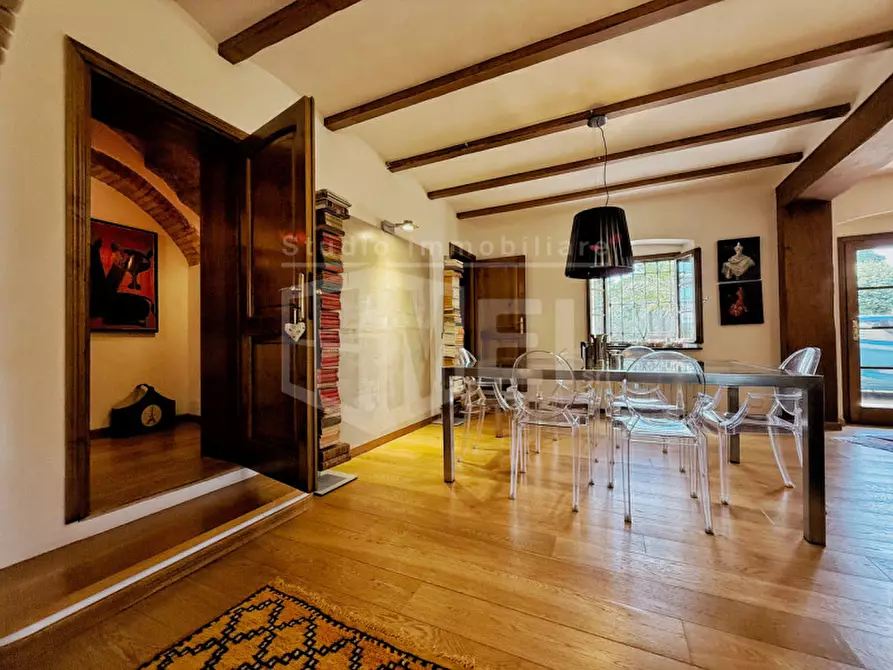 Immagine 7 di Villa in vendita  in via poggio alla farnia 31 a Fauglia