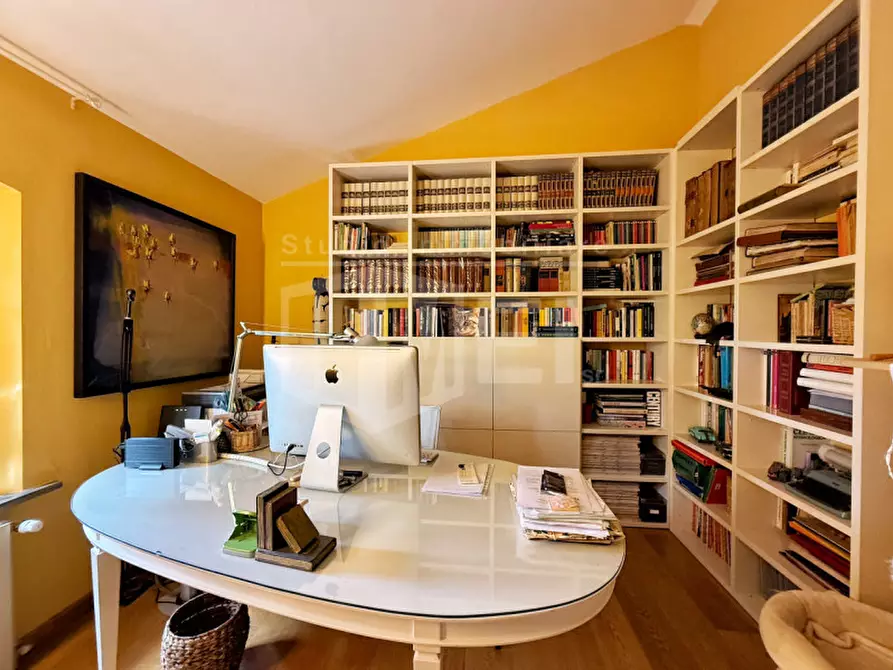 Immagine 31 di Villa in vendita  in via poggio alla farnia 31 a Fauglia