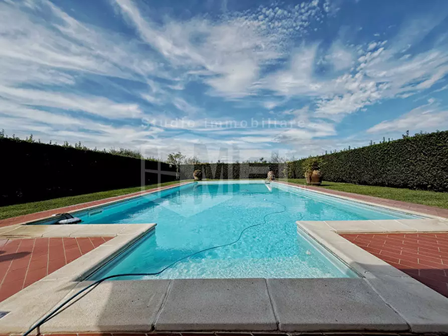 Immagine 45 di Villa in vendita  in via poggio alla farnia 31 a Fauglia