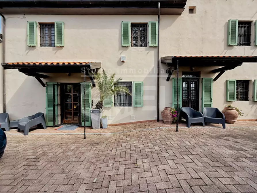 Immagine 49 di Villa in vendita  in via poggio alla farnia 31 a Fauglia