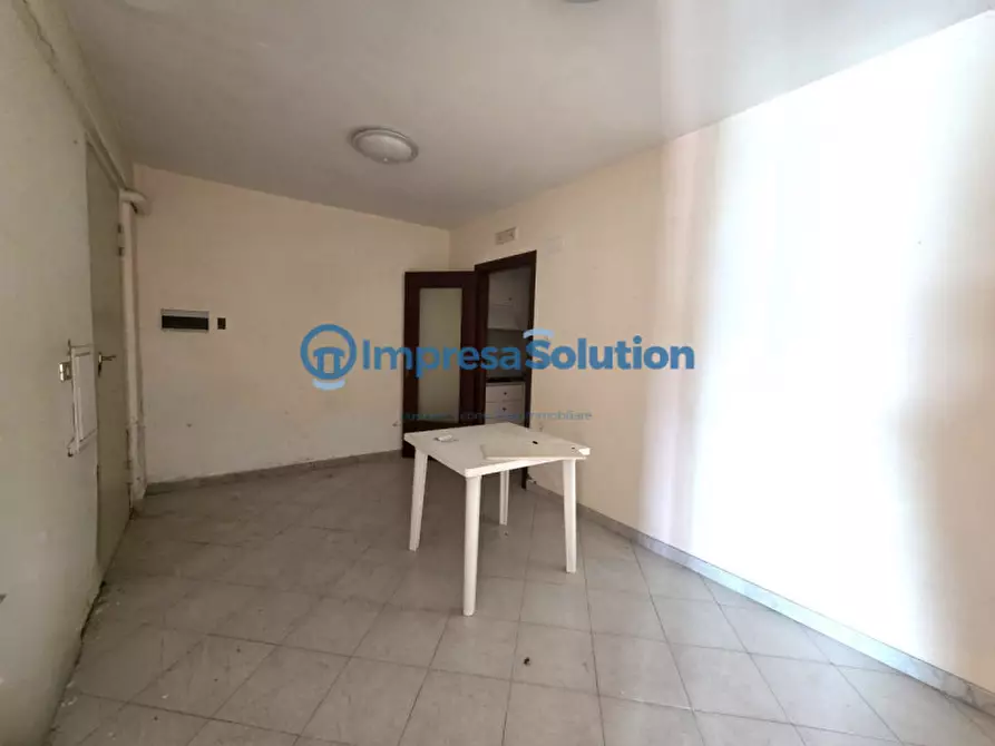 Immagine 10 di Magazzino in vendita  in Via Pisciarelli a Napoli