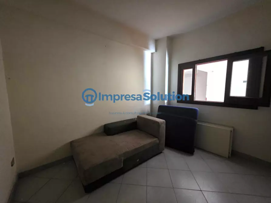 Immagine 15 di Magazzino in vendita  in Via Pisciarelli a Napoli