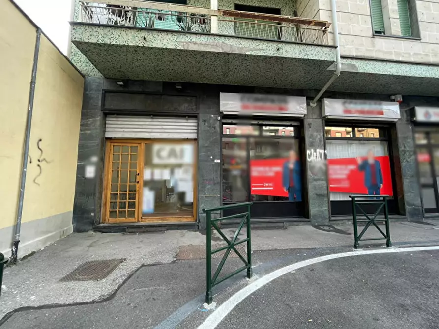 Immagine 1 di Negozio in vendita  in VIA NIZZA a Torino