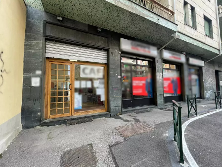 Immagine 10 di Negozio in vendita  in VIA NIZZA a Torino