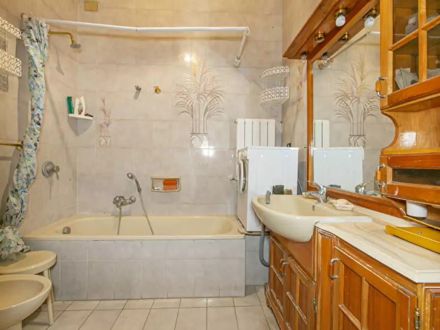 Immagine 23 di Appartamento in vendita  in Via Filippo Turati 68 a Roma