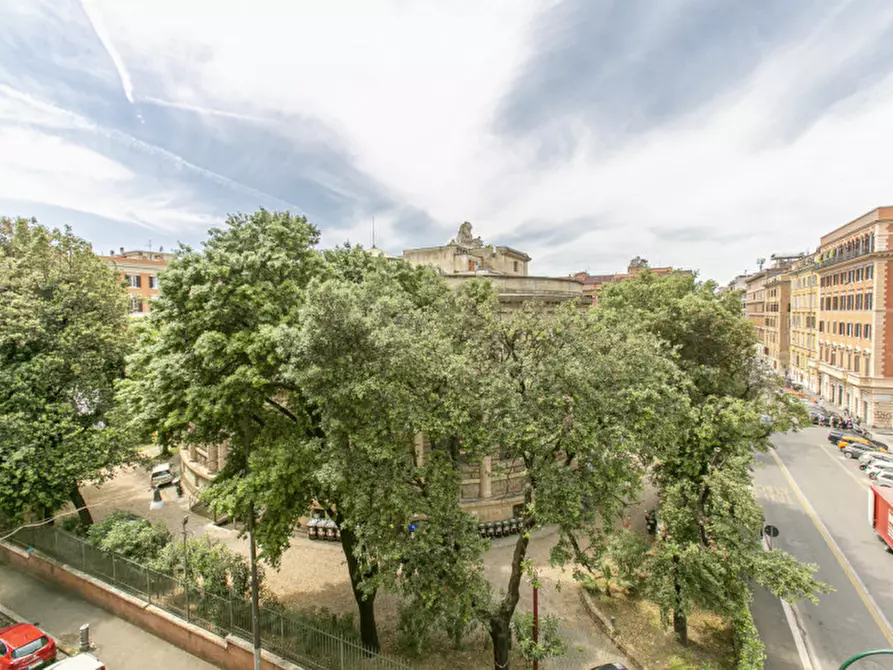 Immagine 28 di Appartamento in vendita  in Via Filippo Turati 68 a Roma