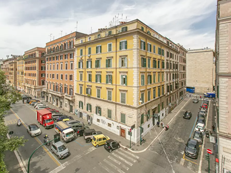 Immagine 31 di Appartamento in vendita  in Via Filippo Turati 68 a Roma
