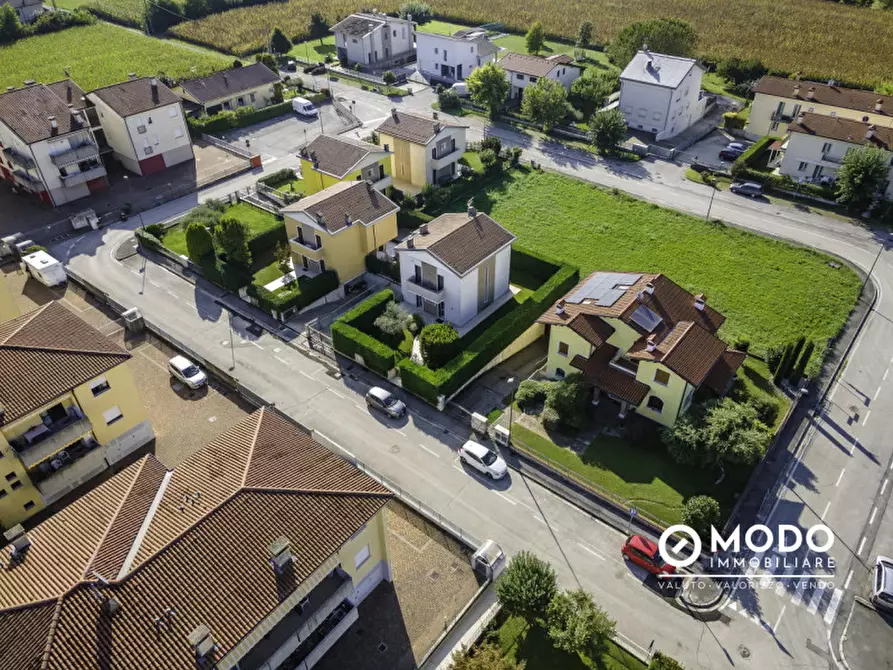 Immagine 3 di Casa indipendente in vendita  in Via San Martino a Dueville