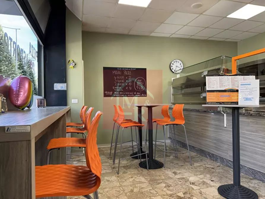 Immagine 4 di Attività commerciale in vendita  in Via XXIV Maggio 12 a Cervignano Del Friuli