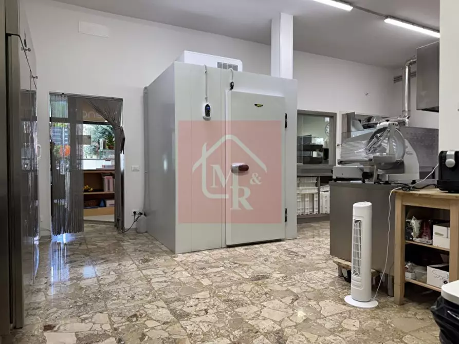 Immagine 19 di Attività commerciale in vendita  in Via XXIV Maggio 12 a Cervignano Del Friuli